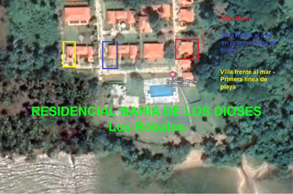 Villa Frente Al Mar En Primera Linea De Playa Лос-Робалос Экстерьер фото